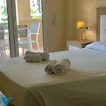 Oasis 1a Playa Arenal * Κάλπε